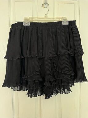 City Chic Black Pleated Ruffle Mini Skort
